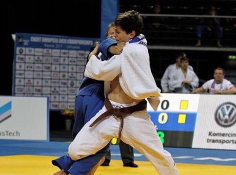 Хетаг Басаев выступает в весовой категории до 60 килограммов