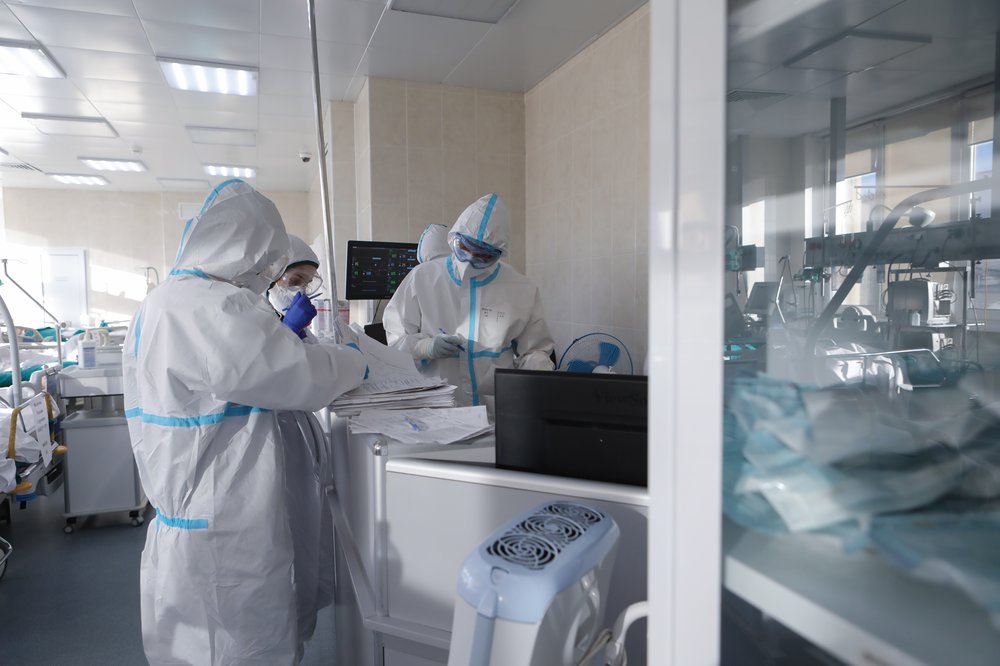 Более 360 пациентов лечатся от коронавируса в столичной Инфекционной больнице № 2