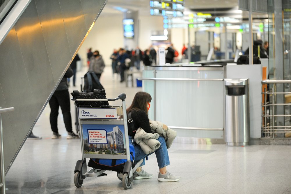 Более 20 рейсов задержали и отменили в московских аэропортах