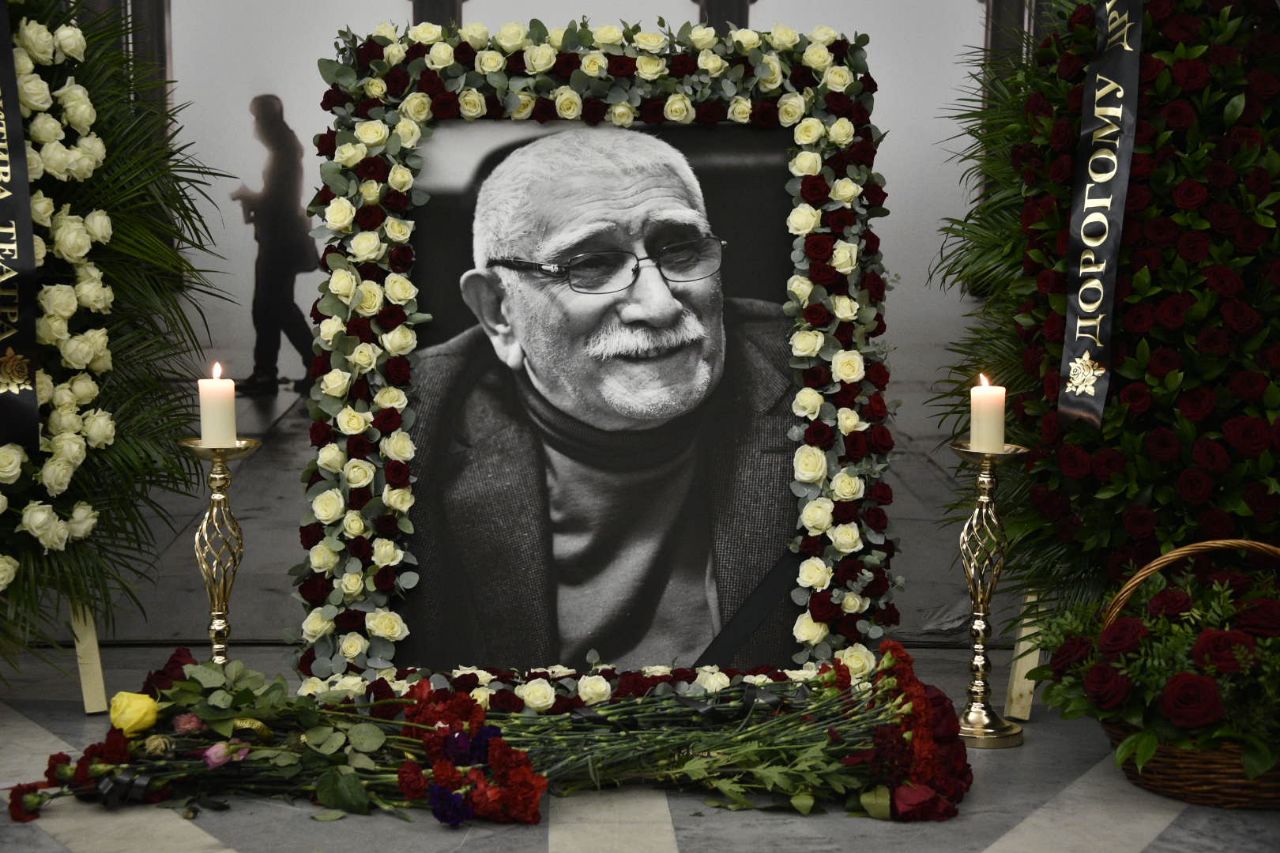 Памятник Джигарханяну планируют установить на Ваганьковском кладбище в 2021 году