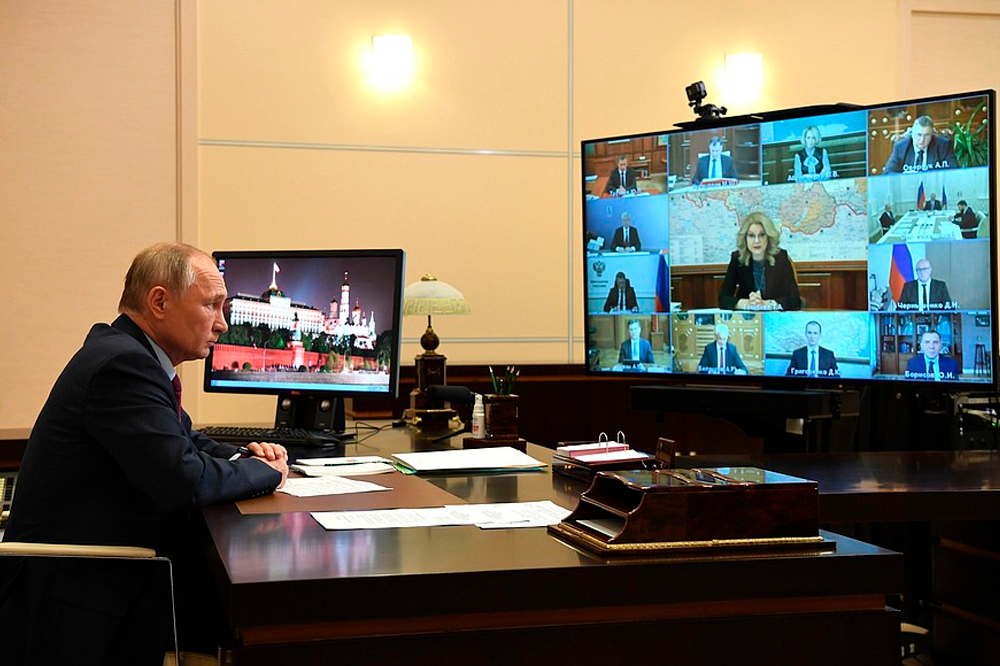 Путин призвал не винить россиян за ажиотажный спрос на лекарства