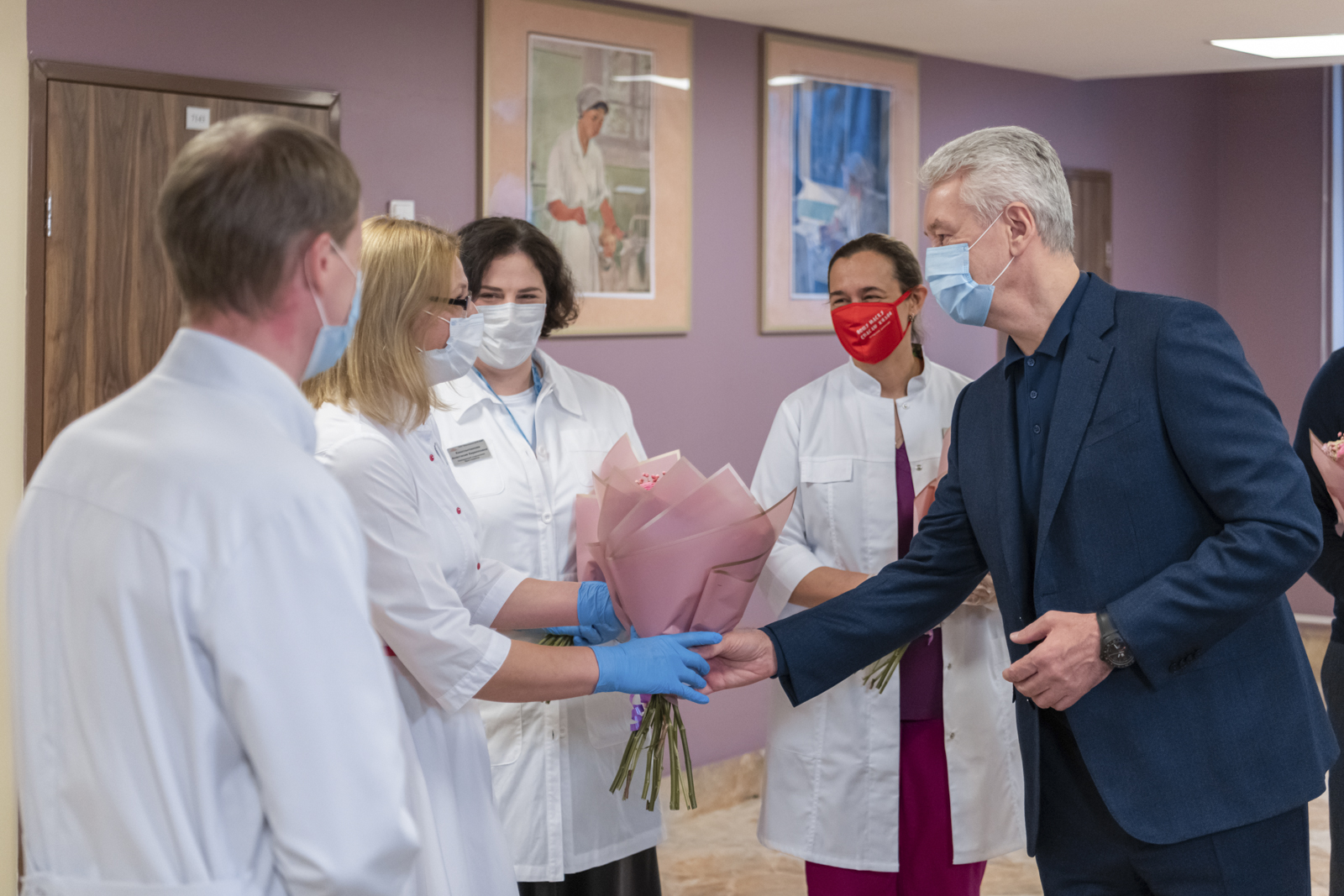 Сергей Собянин рассказал о медпомощи матерям и детям в период пандемии