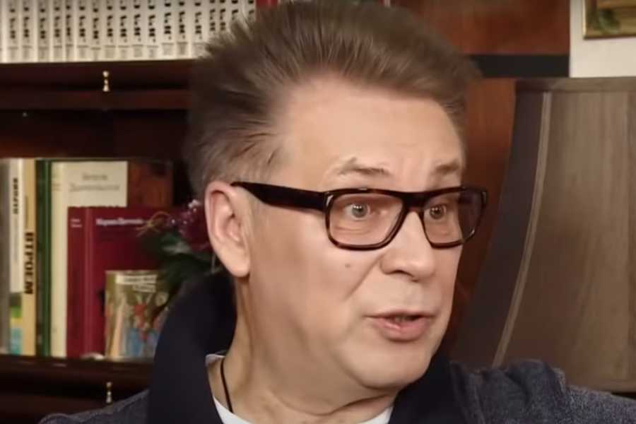 «Переходил не по пешеходному»: телеведущего Владимира Березина сбил автомобиль