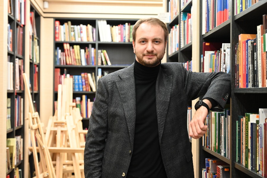 Председатель комиссии Мосгордумы по безопасности, спорту и молодежной политике Кирилл Щитов считает, что действующий в Москве Закон «О молодежи» необходимо актуализировать