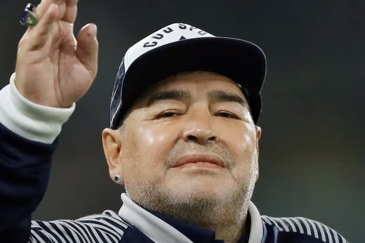 Названа возможная причина смерти Диего Марадоны