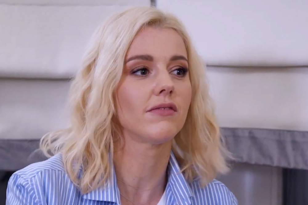 «Слишком идеальная»: Караулова поделилась с поклонниками первым весенним снимком