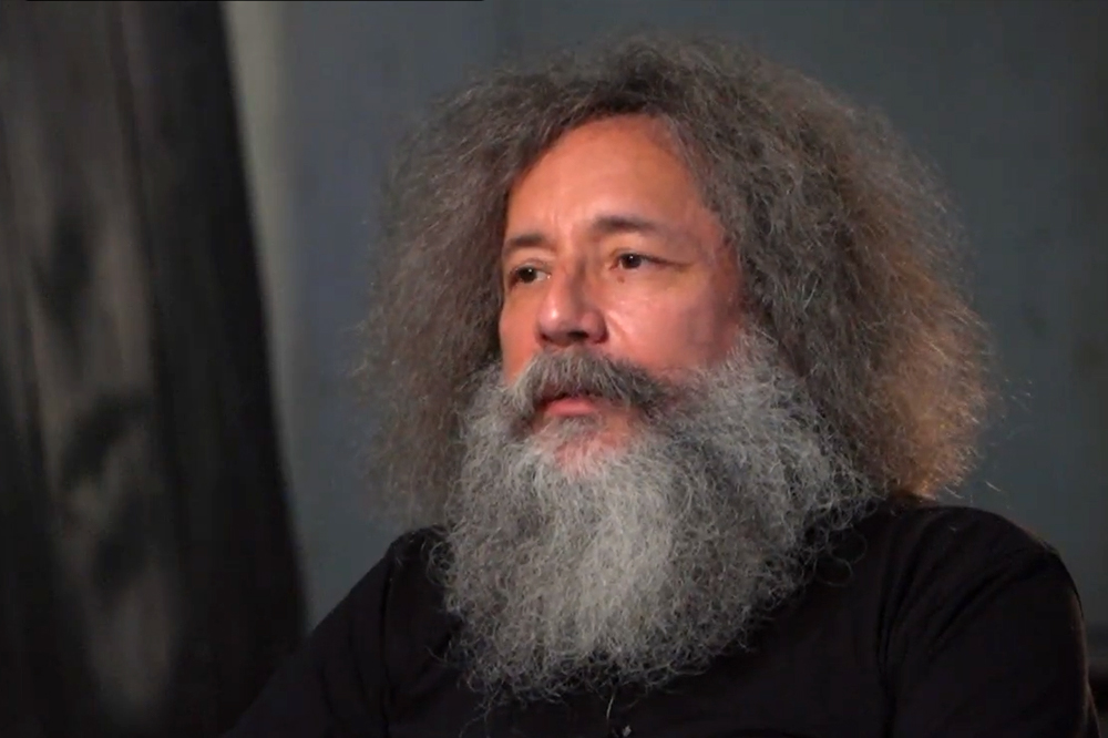 Ученый назвал два отличия COVID-19 от других вирусов