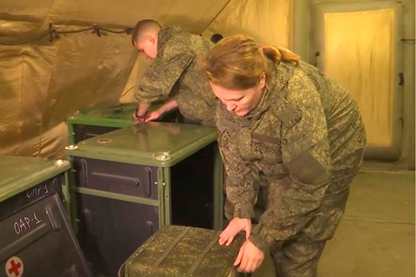 Российские миротворцы обезвредили около тысячи взрывоопасных предметов в Карабахе