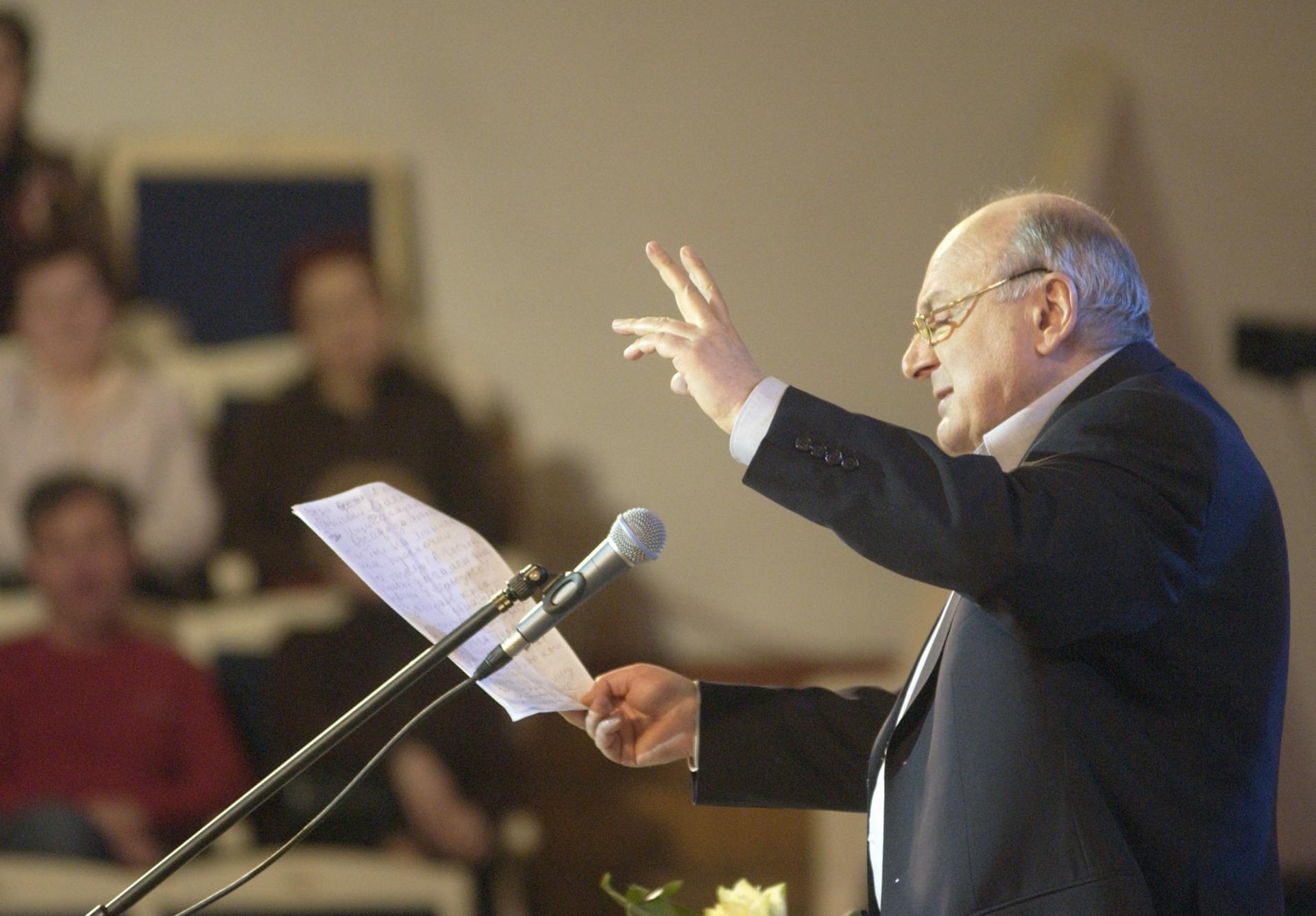 «Уход Миши — большое потрясение»: друзья поделились воспоминаниями о Жванецком