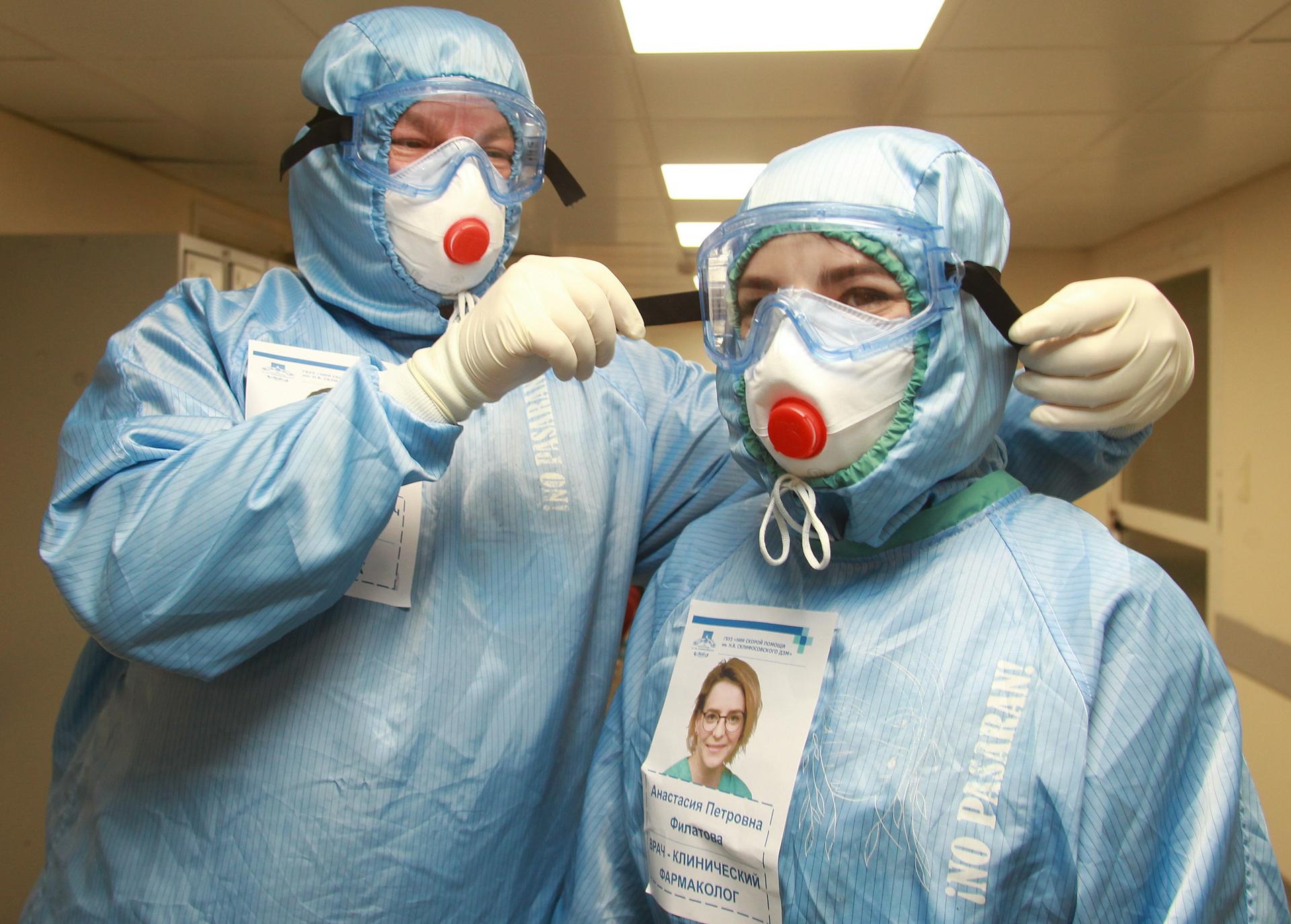 Сотрудники лаборатории НИИ Склифосовского провели более 1,7 миллиона тестов на COVID-19 за год