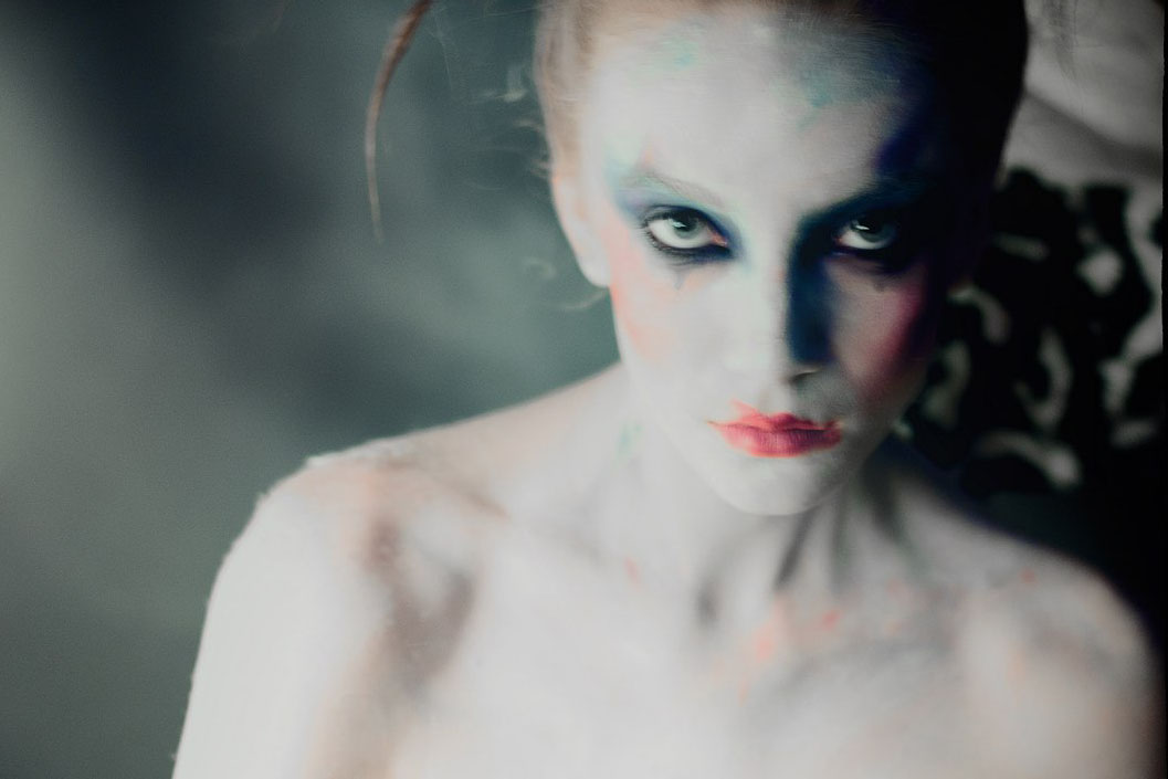 Пятнадцать лет за самооборону. Что грозит модели, обвиняемой в убийстве мужа в Петербурге