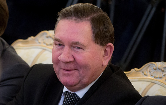 Умер бывший губернатор Курской области Александр Михайлов