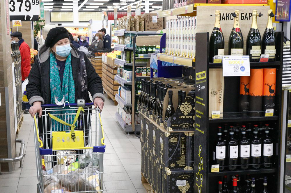 Элитное вино украли из магазина на Малой Дмитровке