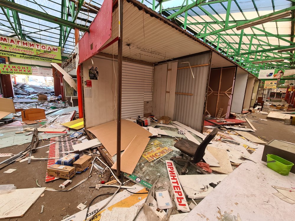 Более 60 незаконных торговых точек демонтировали в Москве с начала года