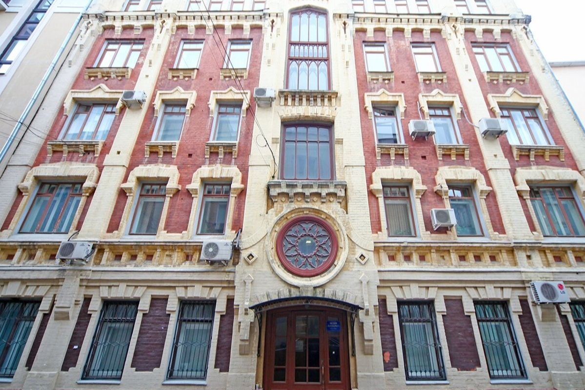 Доходный дом в переулке Селиверстов взяли под охрану государства