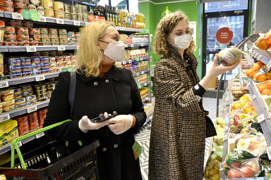 В Госдуме выступили против введения продуктовых карточек в России