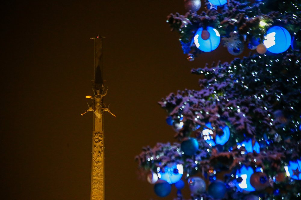 Россиянам рассказали, как правильно выбрать новогоднюю гирлянду