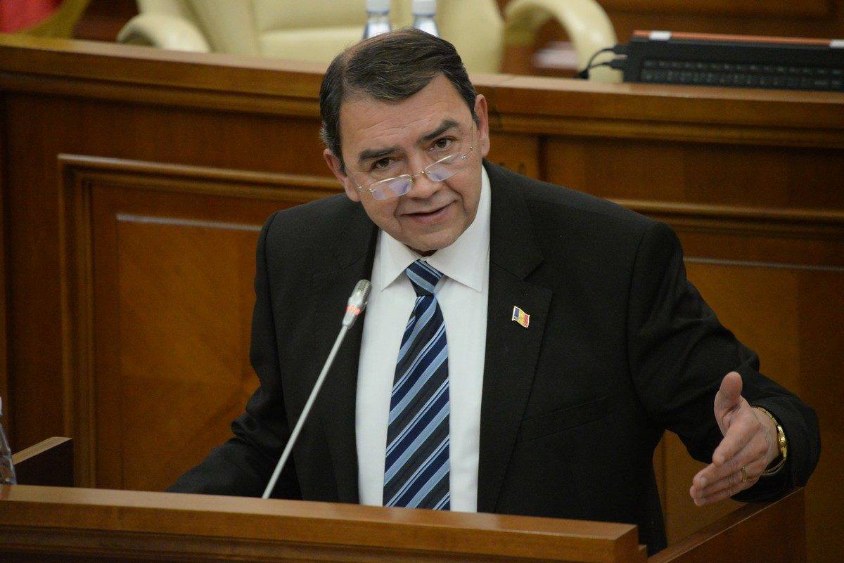 Посла Молдавии в России Владимира Головатюка отозвали с должности