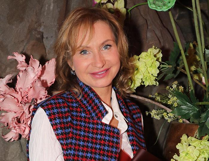 «Хочет справляться сама»: Ольга Прокофьева рассказала о болезни Анастасии Заворотнюк