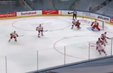 Сборная России проиграла команде Канады в контрольном матче перед молодежным ЧМ по хоккею