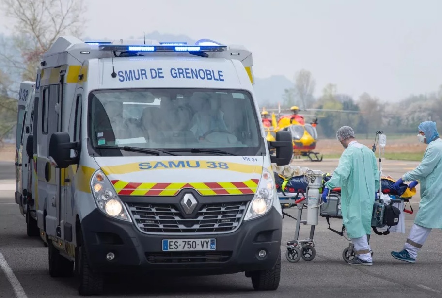 Первый случай заражения новым штаммом COVID-19 выявили во Франции