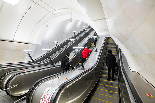 Эскалатор на станции метро «Крылатское» закроют на ремонт с 22 июня