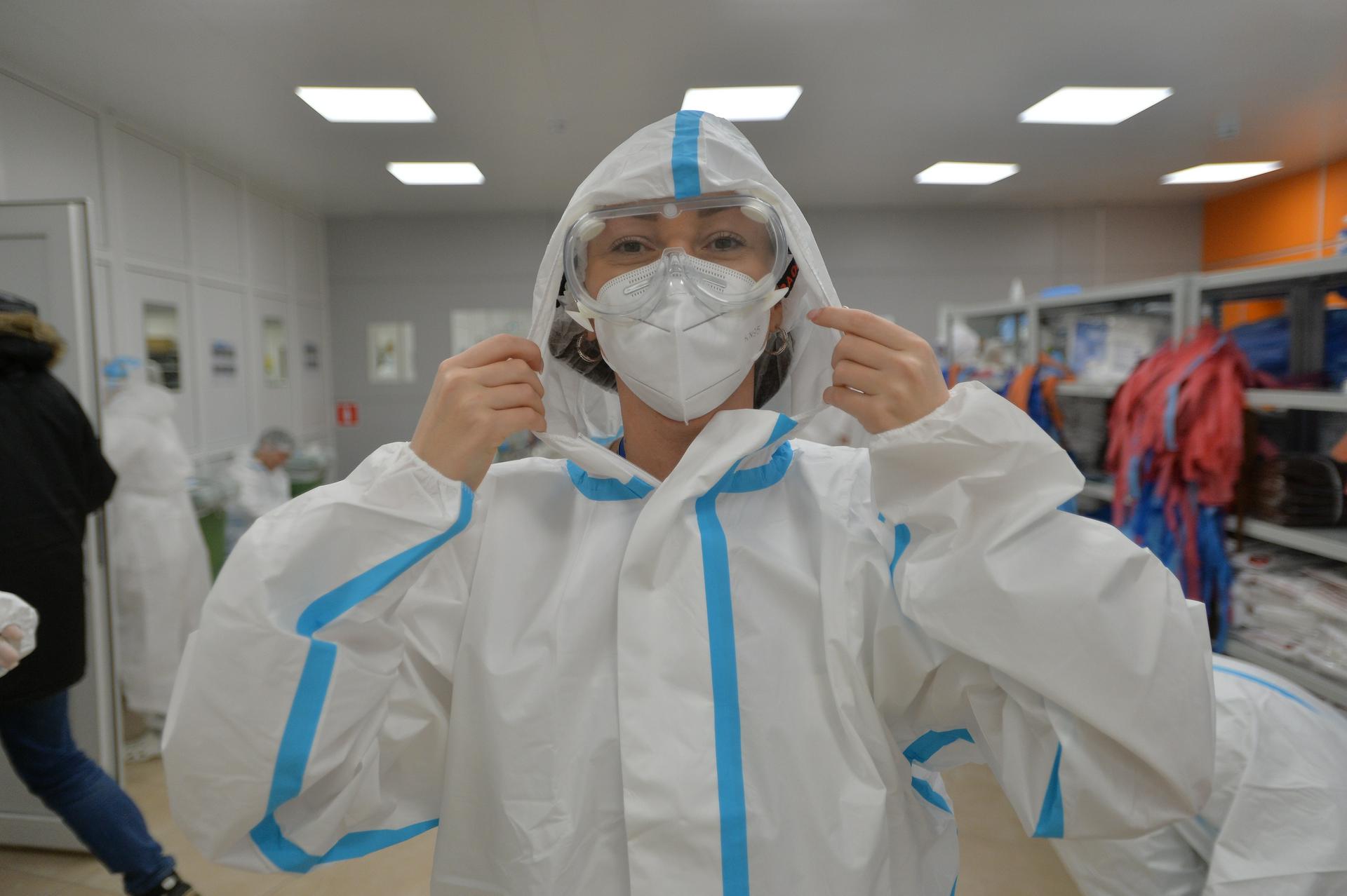 За сутки в Москве выявили 1586 случаев коронавируса