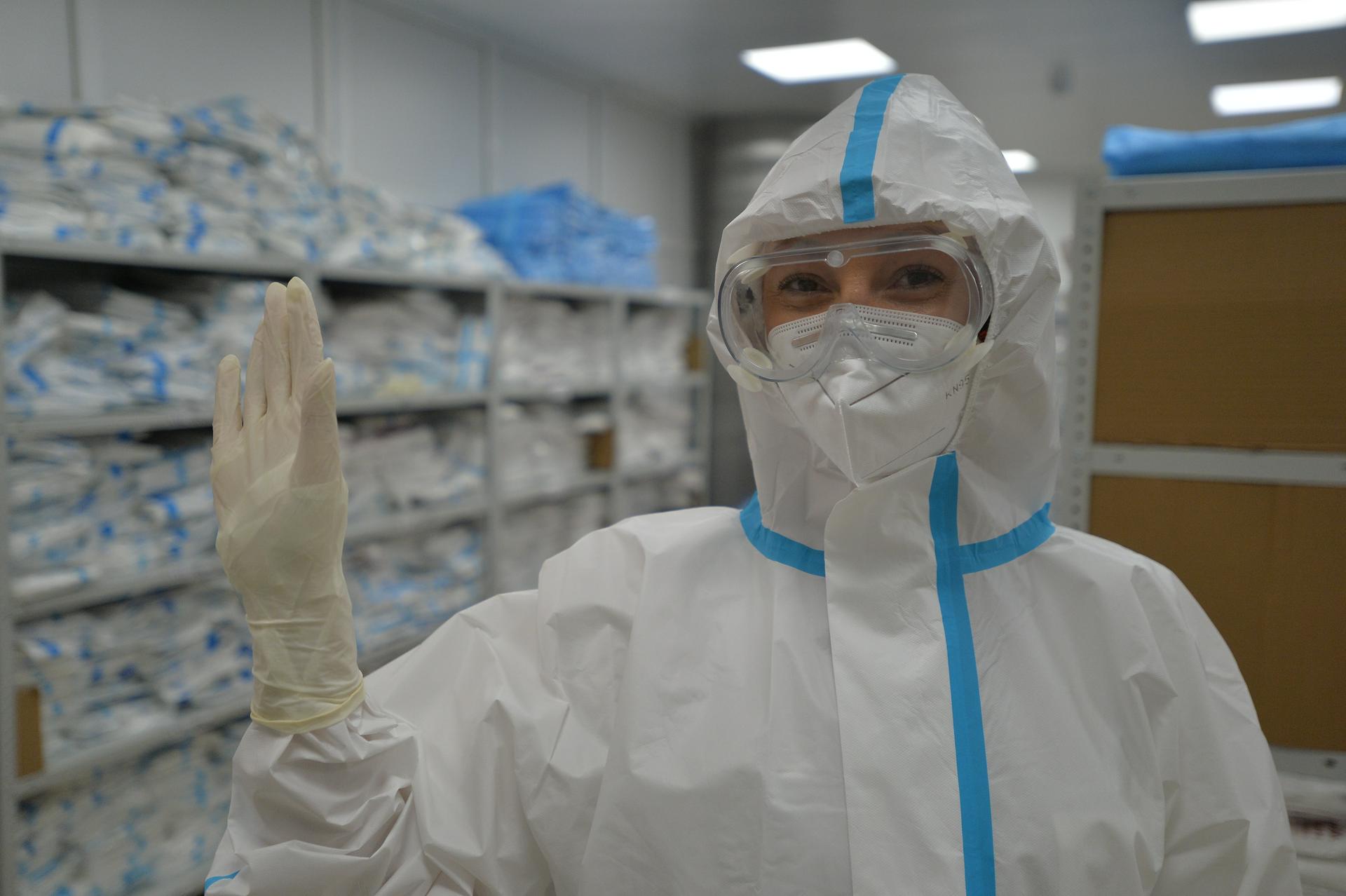 В России впервые с начала пандемии выявили более 57 тысяч случаев коронавируса за сутки