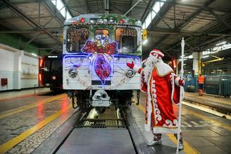Новогодние поезда в московском метро: что о них известно и где покататься
