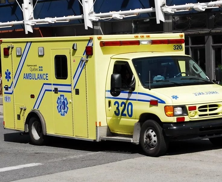 Четыре человека погибли при крушении вертолета в Канаде