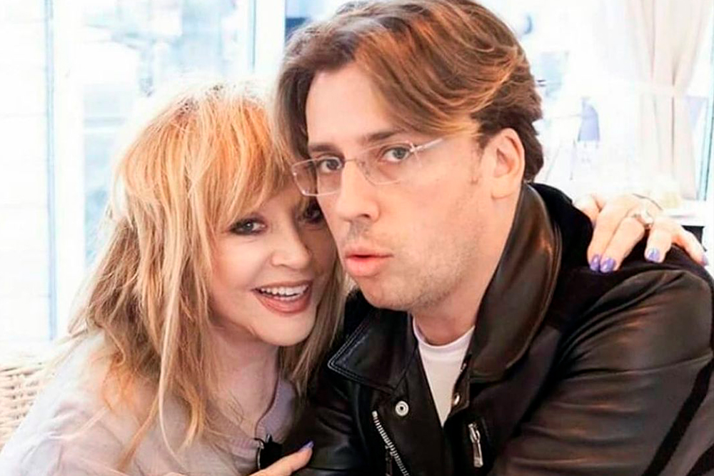«Красивые отношения»: Пугачева и Галкин обменялись признаниями в любви в соцсетях