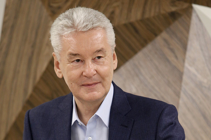 Сергей Собянин поздравил сотрудников «Мосволонтера» с семилетием со дня создания центра