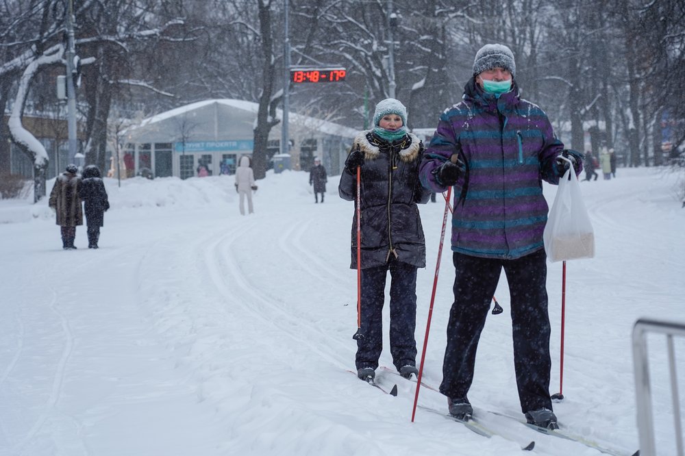 Врач посоветовала пожилым москвичам воздержаться от прогулок 23 февраля