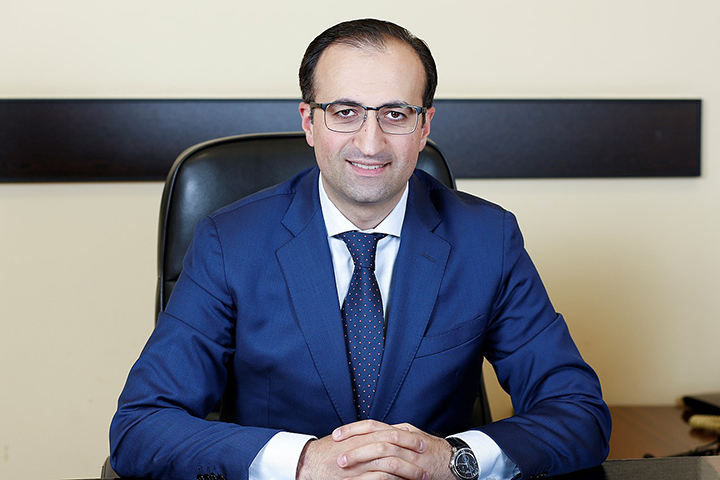 Министр здравоохранения Армении Арсен Торосян подал в отставку