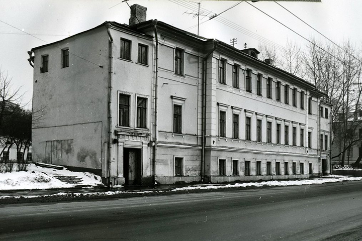 От продажи до реставрации. Как менялся дом Мальцевых на Большой Якиманке в Москве