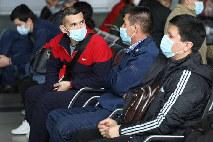 Работнику надо помочь повысить грамотность