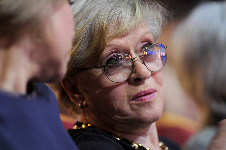 Алиса Фрейндлих вылечилась от коронавирусной инфекции