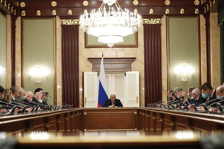 Кабмин РФ продолжит совершенствовать систему помощи онкобольным