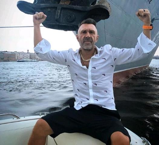 В конце мая 2018 года Сергей Шнуров объявил, что разводится со своей женой Матильдой