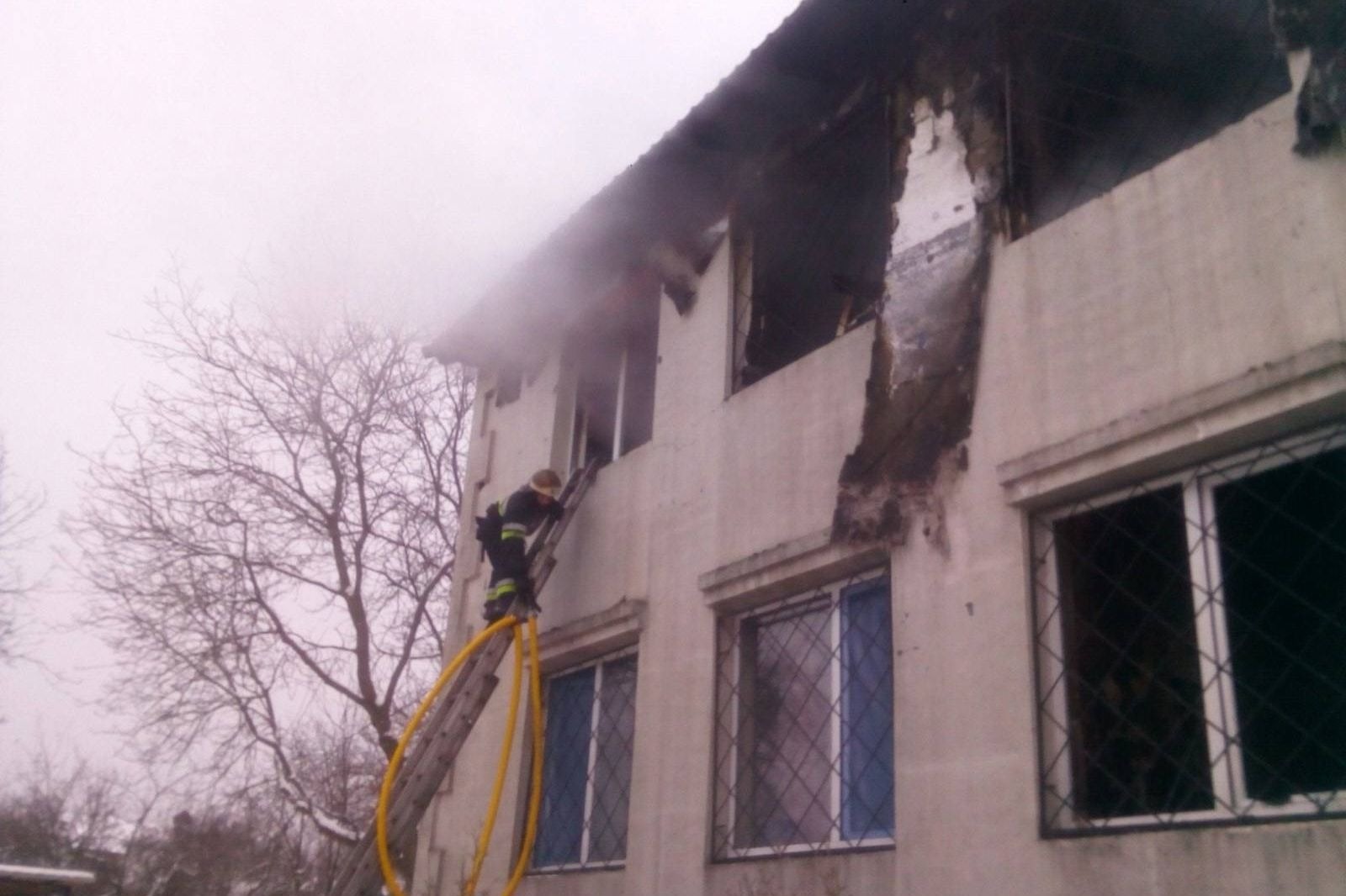 Пожар потушили в харьковском доме престарелых, где погибли 15 человек