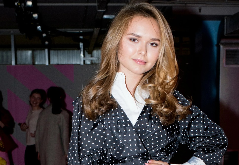 Стеша Маликова поделилась снимками в соцсети