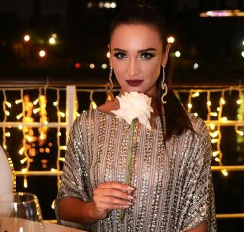 «Одна голова осталась»: подписчики раскритиковали Бузову за худобу