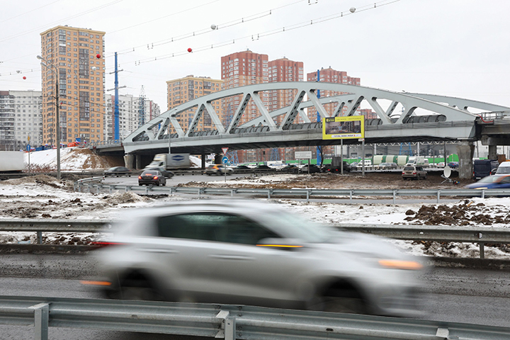 Одиннадцать километров дорог введено в Москве с начала года