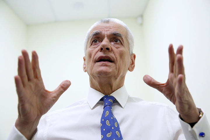 Геннадий Онищенко оценил идею сделать вакцинацию от COVID-19 обязательной для всех