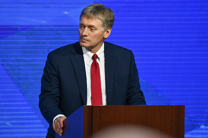 Песков заявил, что Россия не будет продавать энергоресурсы себе в убыток
