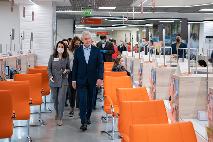 Сергей Собянин открыл флагманский центр «Мои документы» на юго-востоке Москвы