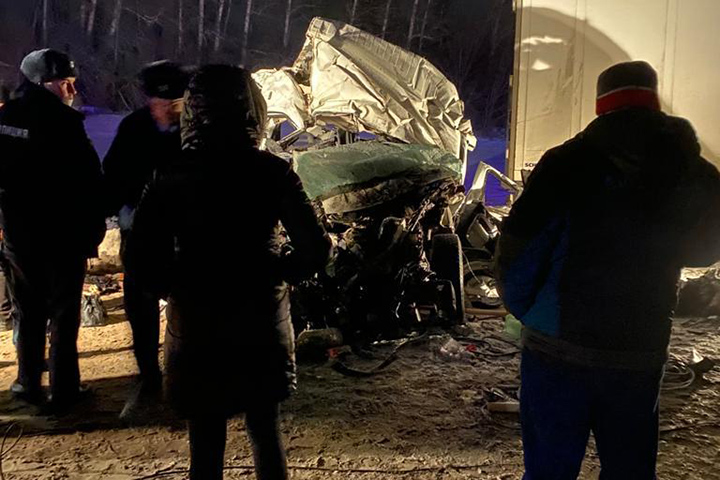 Траур по погибшим в ДТП под Самарой объявили в Ульяновской области