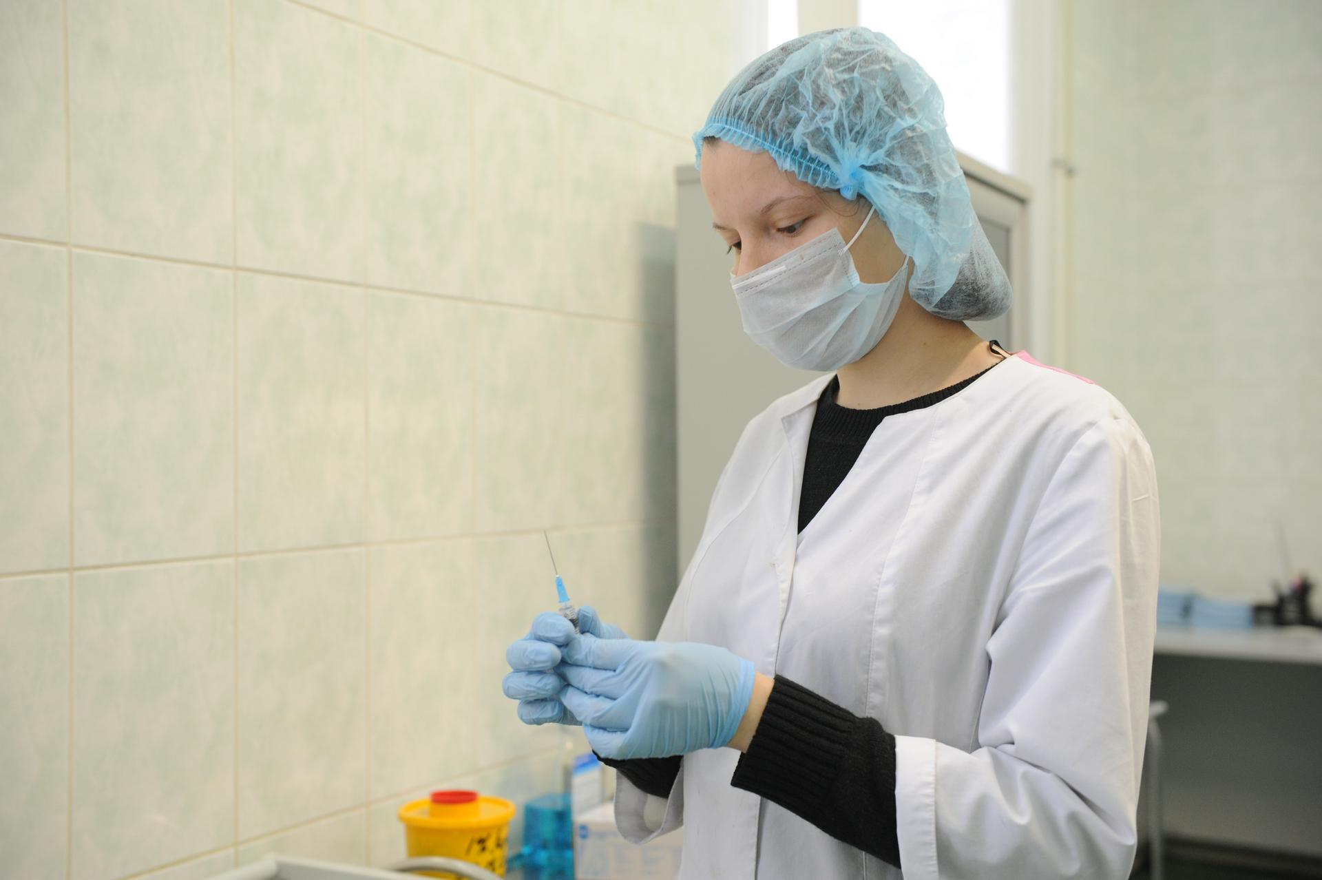 Венгрия первой в ЕС одобрила применение вакцины «Спутник V»