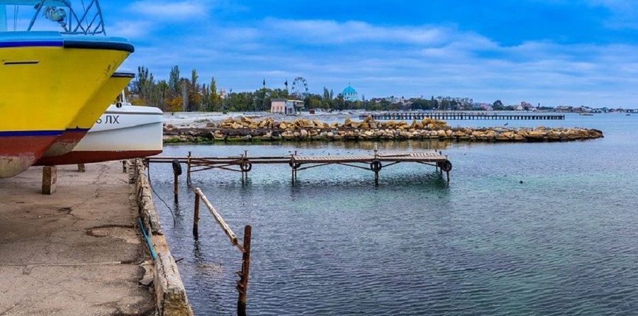 Вода всегда дырочку найдет: станет ли проблема с водой в Крыму фатальной