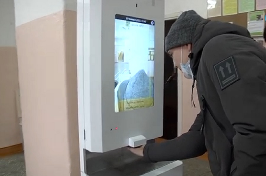 Умные аппараты-охранники установили в 15 школах в Кургане